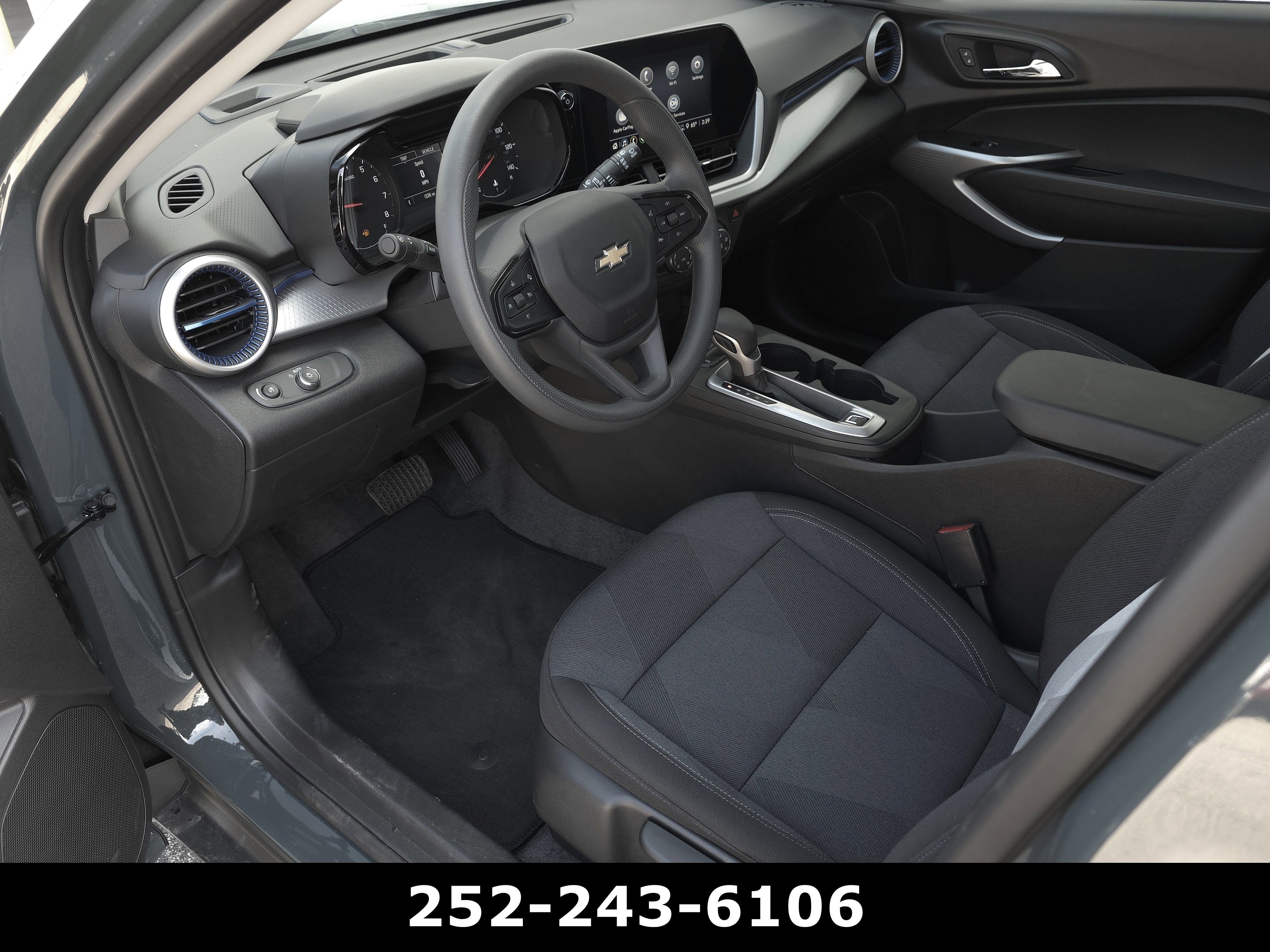 Used 2026 Chevrolet Trax LS FWD image 9