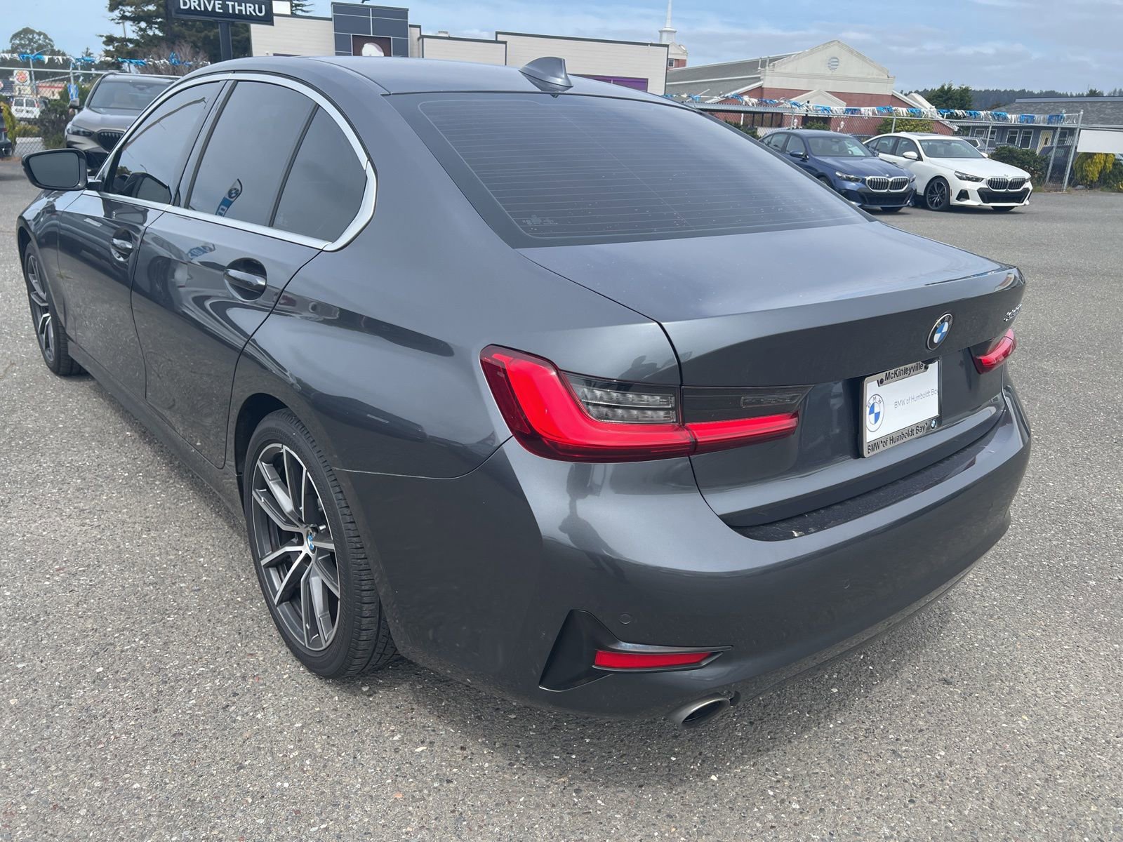 Used 2021 BMW 330i Sedan RWD image 6