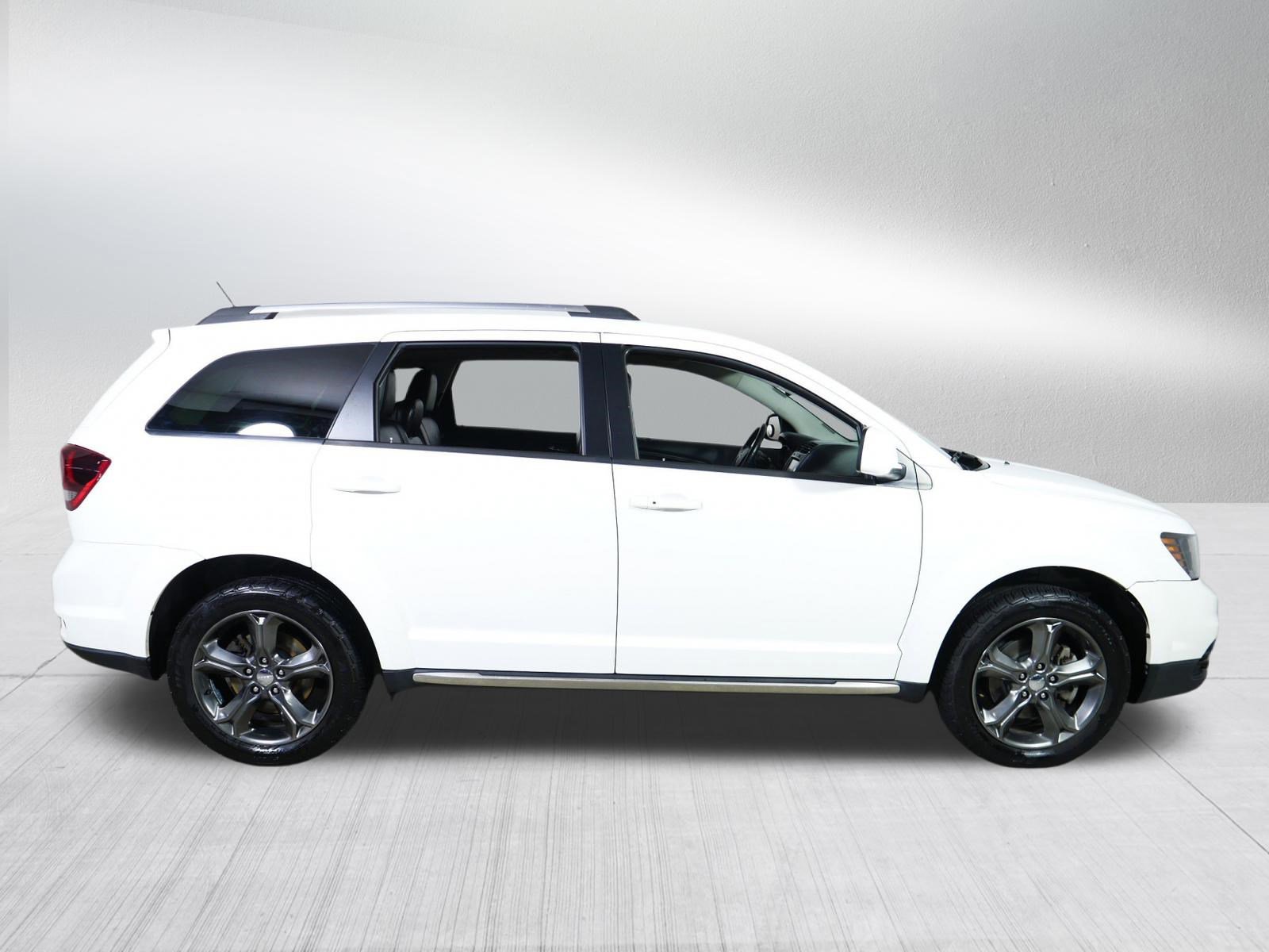 Used 2015 Dodge Journey Crossroad w/ Flexible Seating Group AWD/4WD image 8