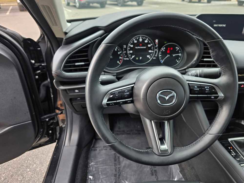 Used 2025 MAZDA MAZDA3 s image 13