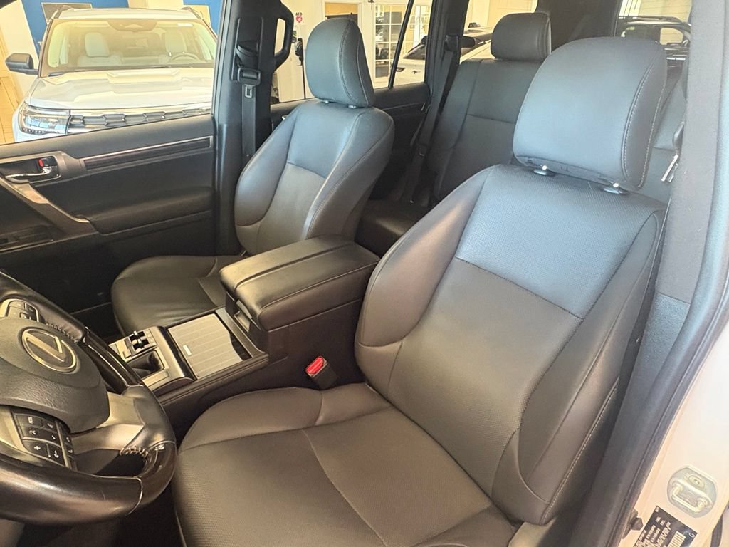 Used 2021 Lexus GX 460 Premium w/ Premium Package AWD/4WD image 20