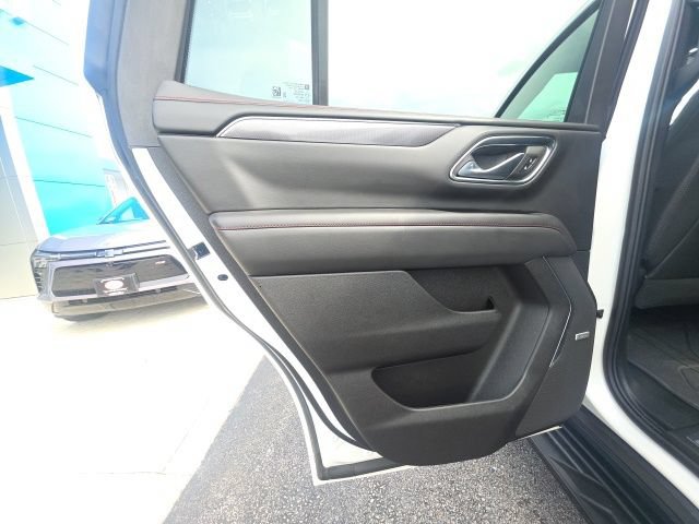 Used 2023 Chevrolet Tahoe RST w/ Luxury Package AWD/4WD image 28