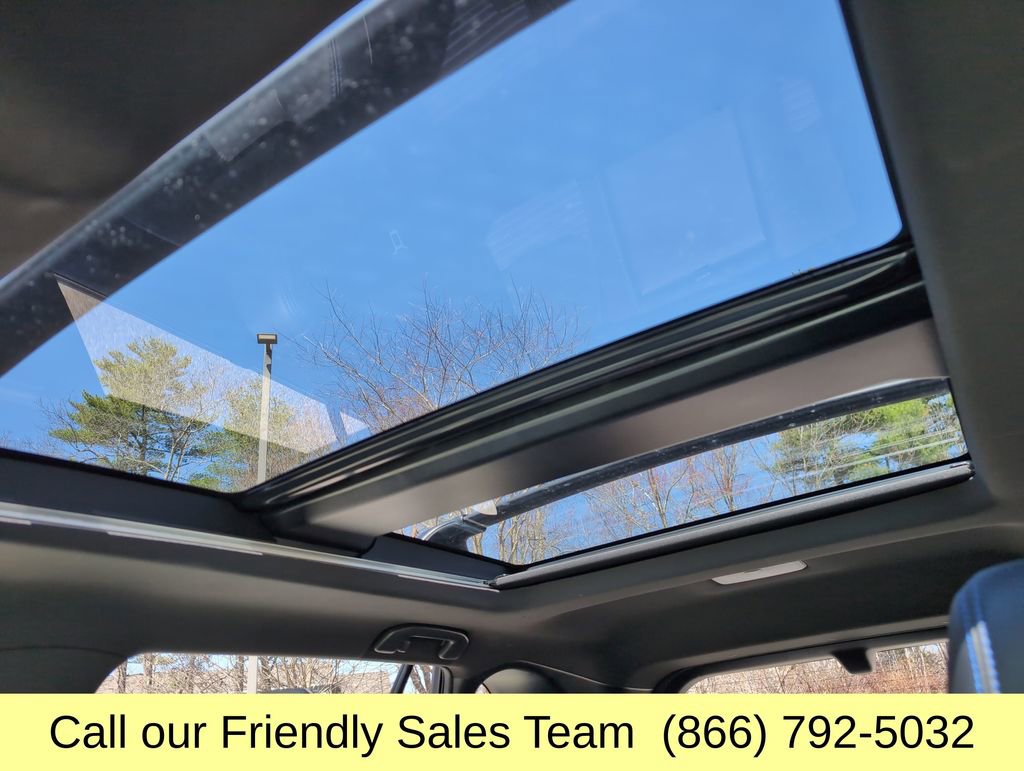 Used 2023 Toyota RAV4 XSE AWD/4WD image 24