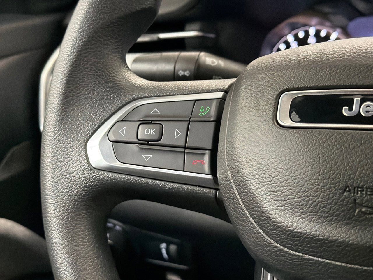 Used 2022 Jeep Compass Sport image 22