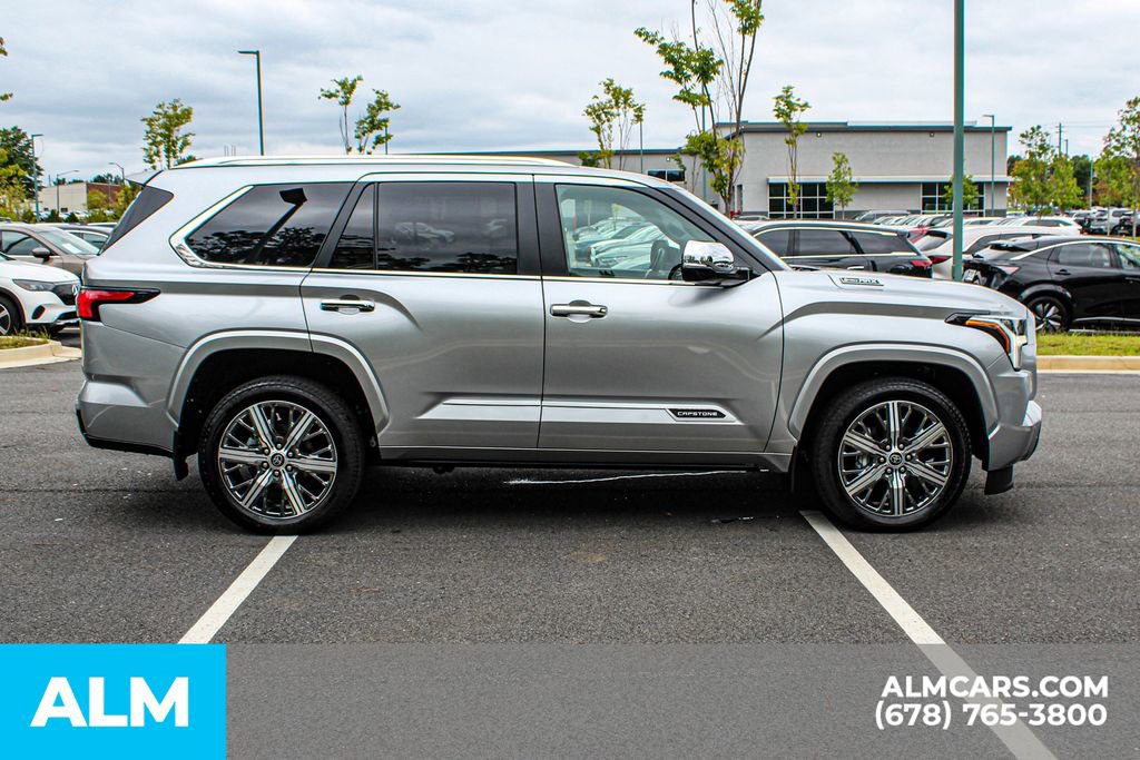 Used 2024 Toyota Sequoia Capstone image 9