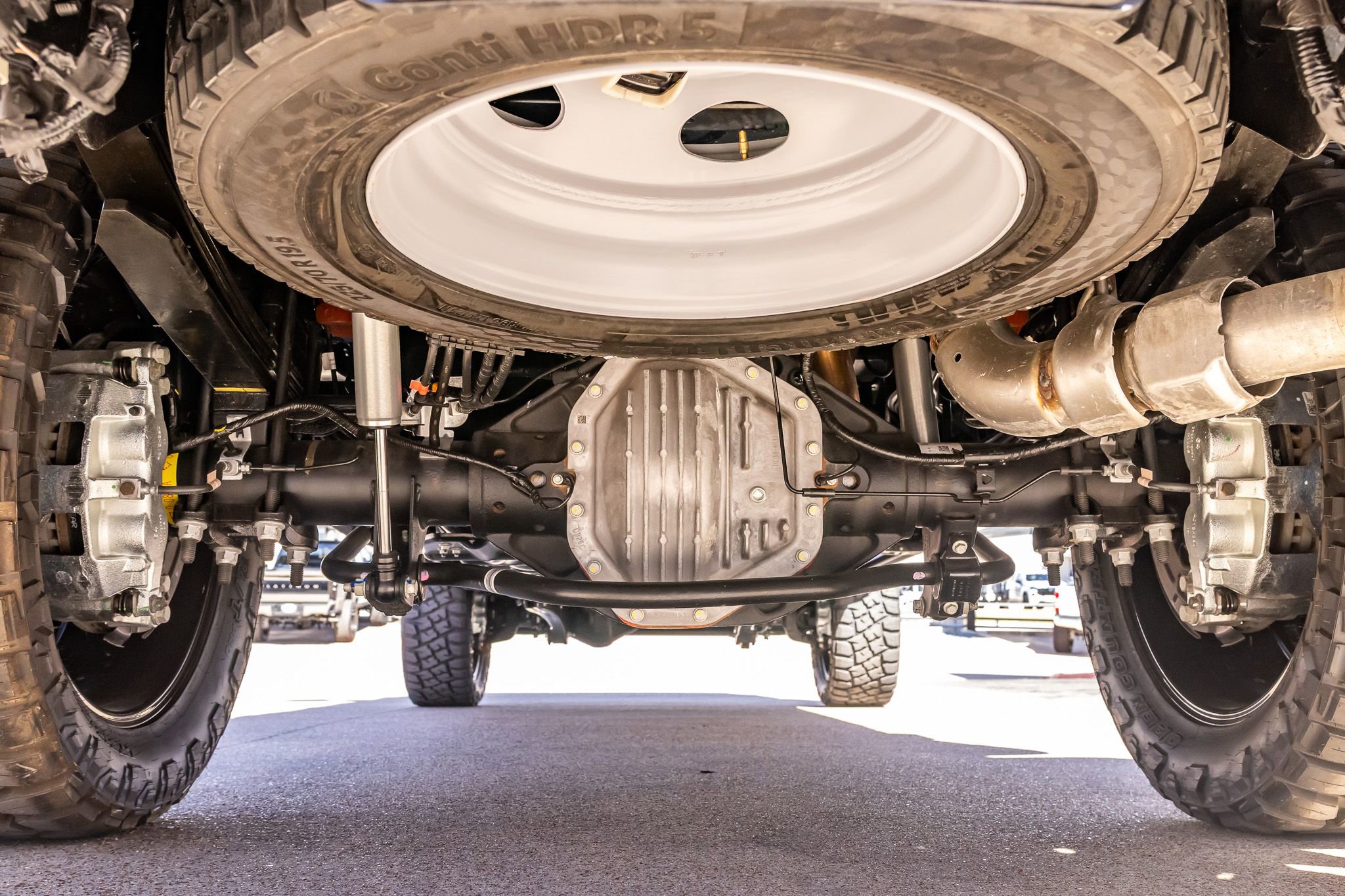 Used 2026 Ford F450 Platinum w/ FX4 Off-Road Package image 16