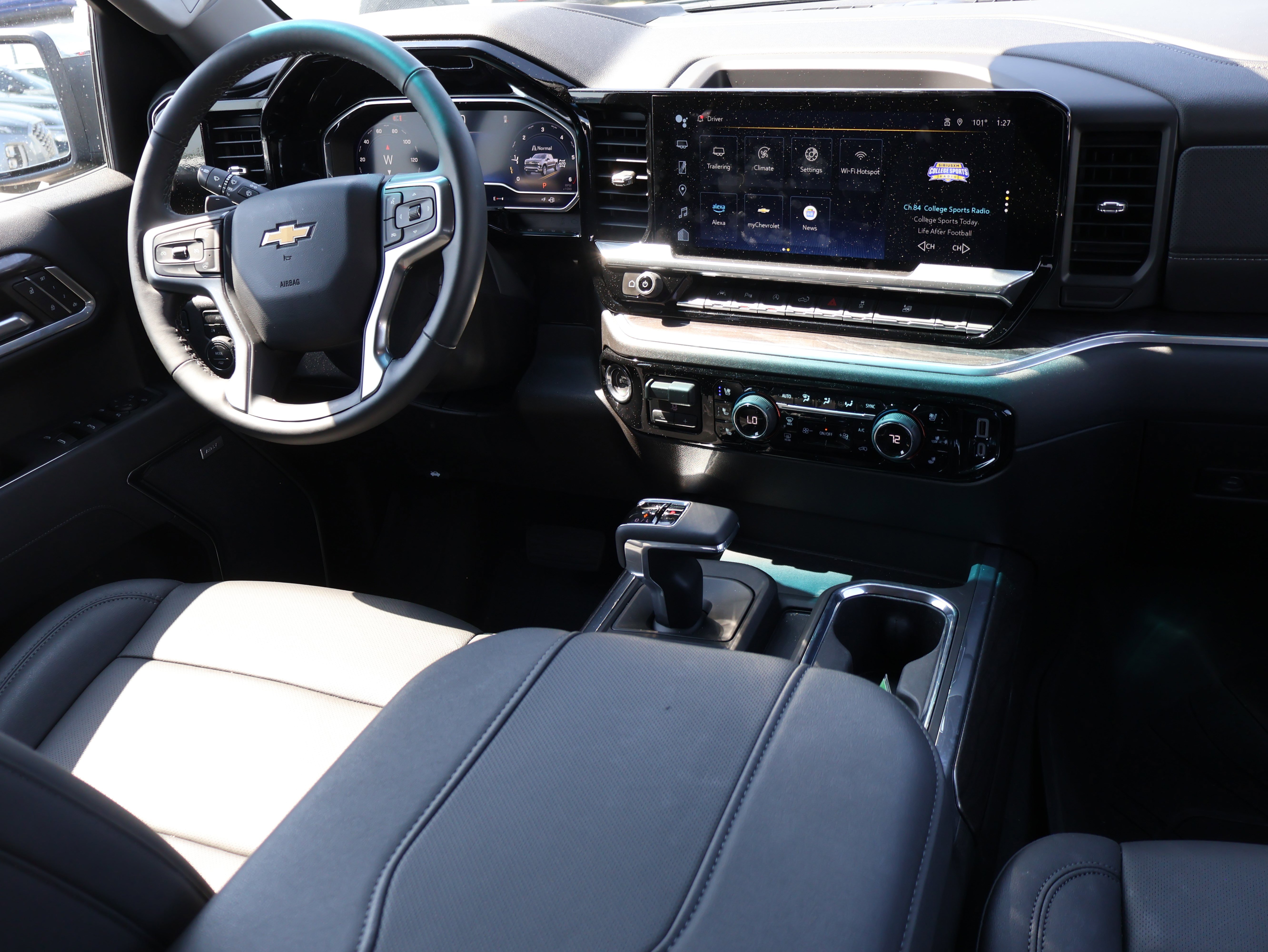 Used 2025 Chevrolet Silverado 1500 LTZ w/ LTZ Convenience Package II image 15