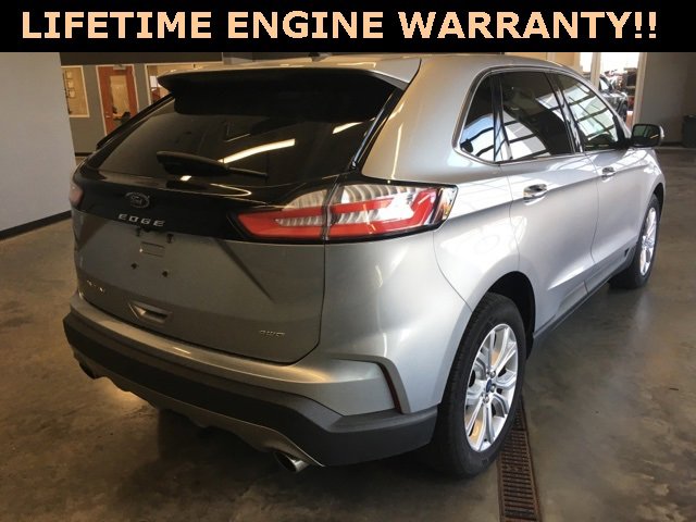 Used 2022 Ford Edge Titanium image 9