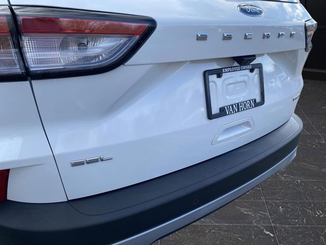 Used 2022 Ford Escape SEL image 30