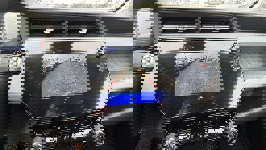 New 2027 Chevrolet Bolt LT w/ Comfort Package image 25