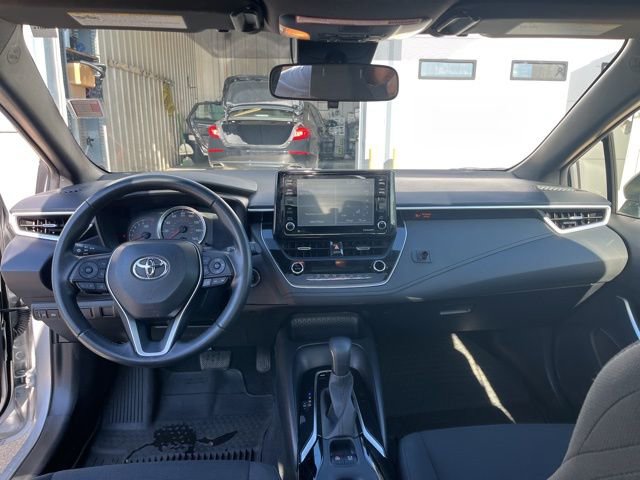 Used 2022 Toyota Corolla SE w/ SE Premium Package FWD image 12