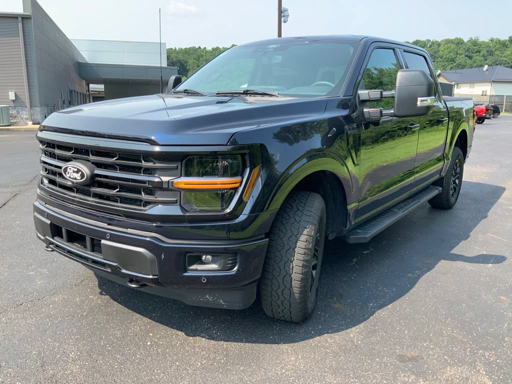 New 2026 Ford F150 XLT w/ Equipment Group 302A MID AWD/4WD image 4
