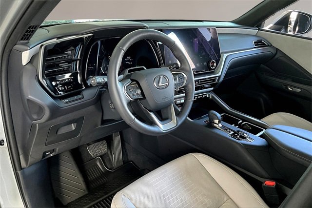 Used 2025 Lexus TX 350 AWD image 14