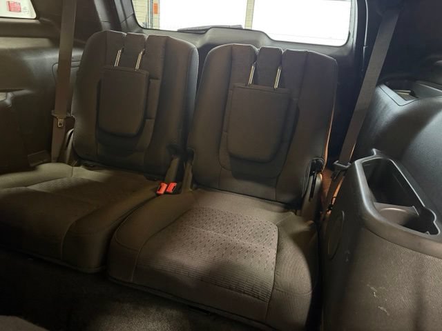 Used 2014 Ford Explorer XLT w/ Equipment Group 201A AWD/4WD image 29