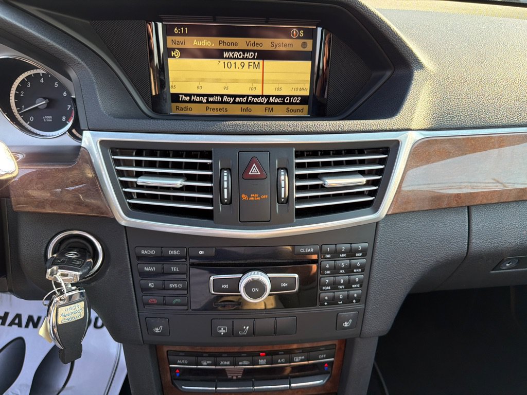 Used 2012 Mercedes-Benz E 350 4MATIC Sedan image 19