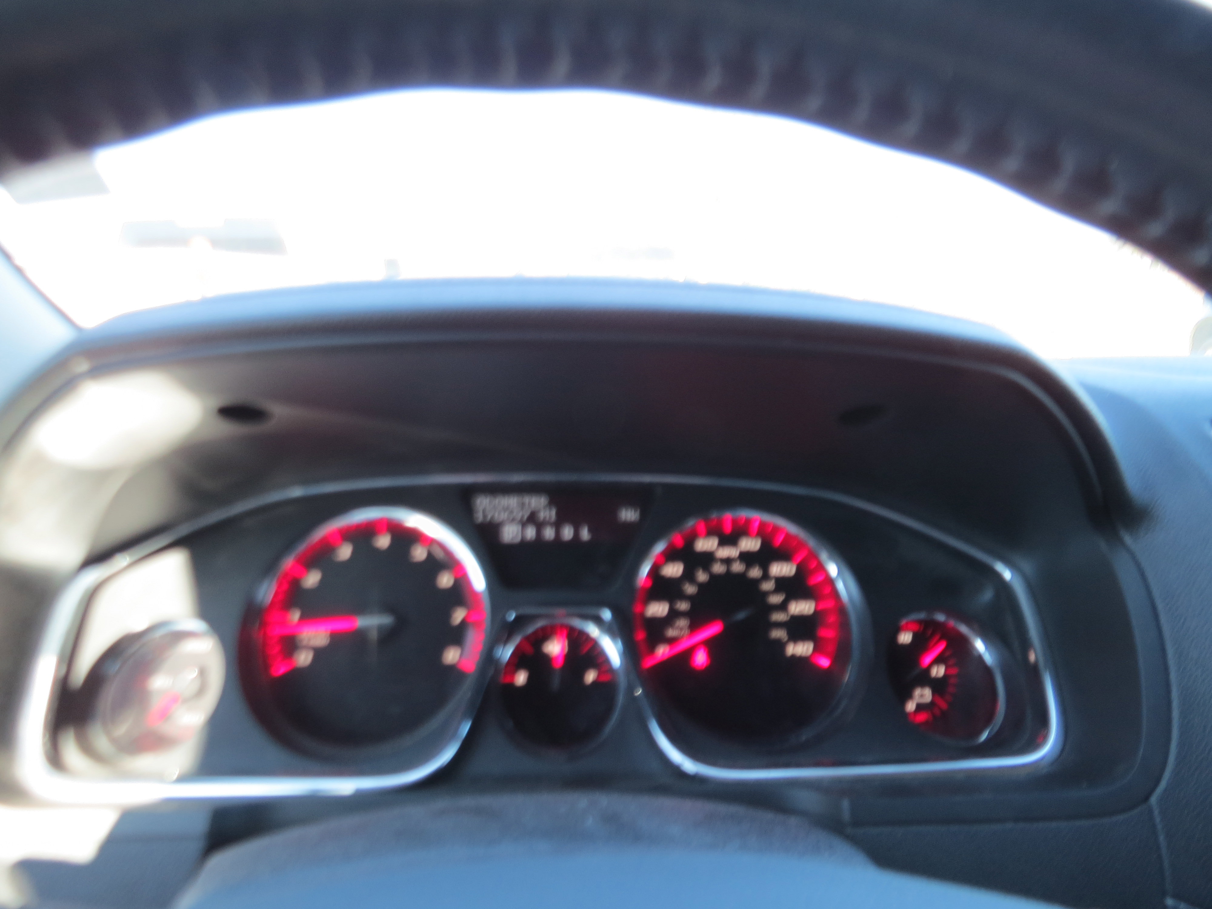 Used 2016 GMC Acadia SLE image 24