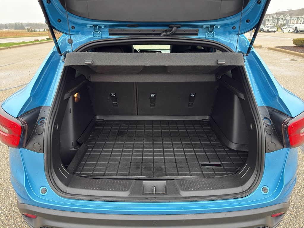 Used 2025 Chevrolet Trax RS w/ Sunroof Package image 43