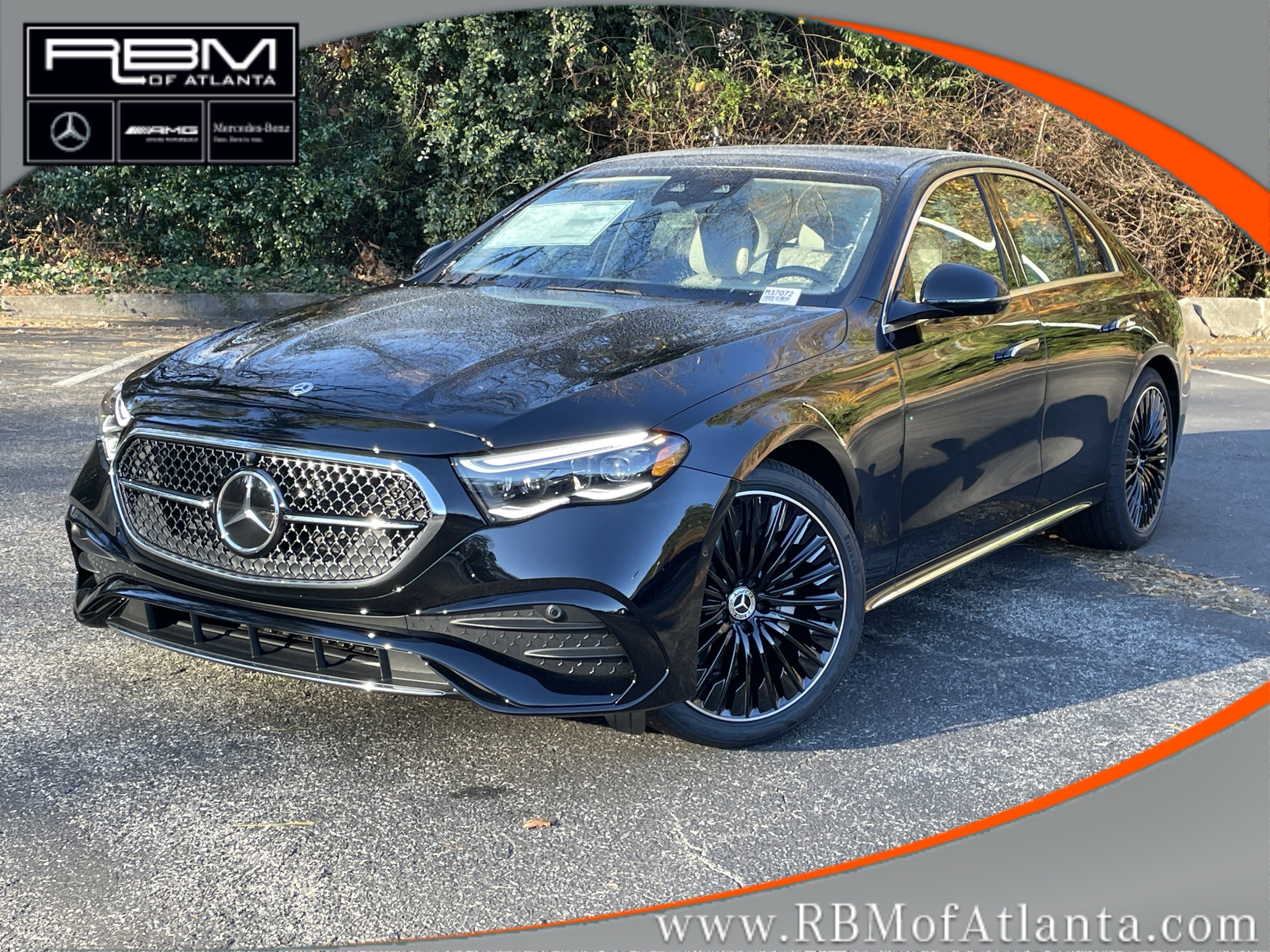 New 2026 Mercedes-Benz E 350 4MATIC Sedan image 1