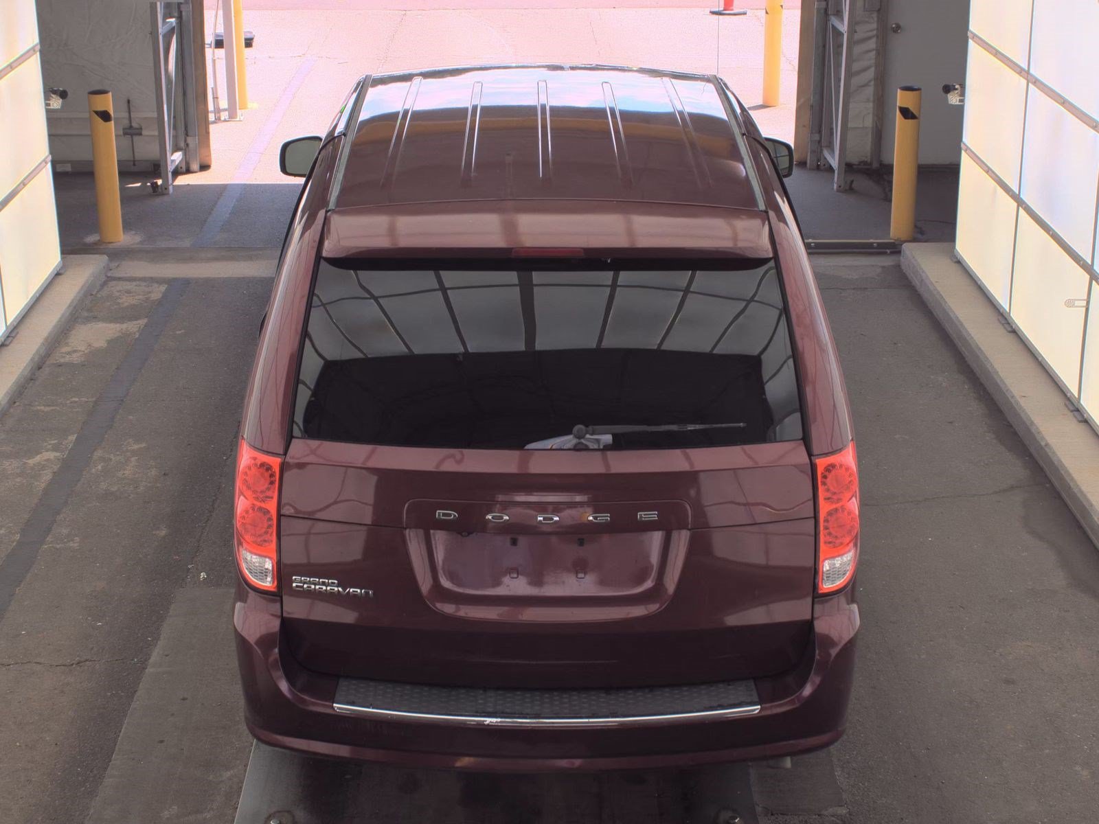 Used 2018 Dodge Grand Caravan SE FWD image 6