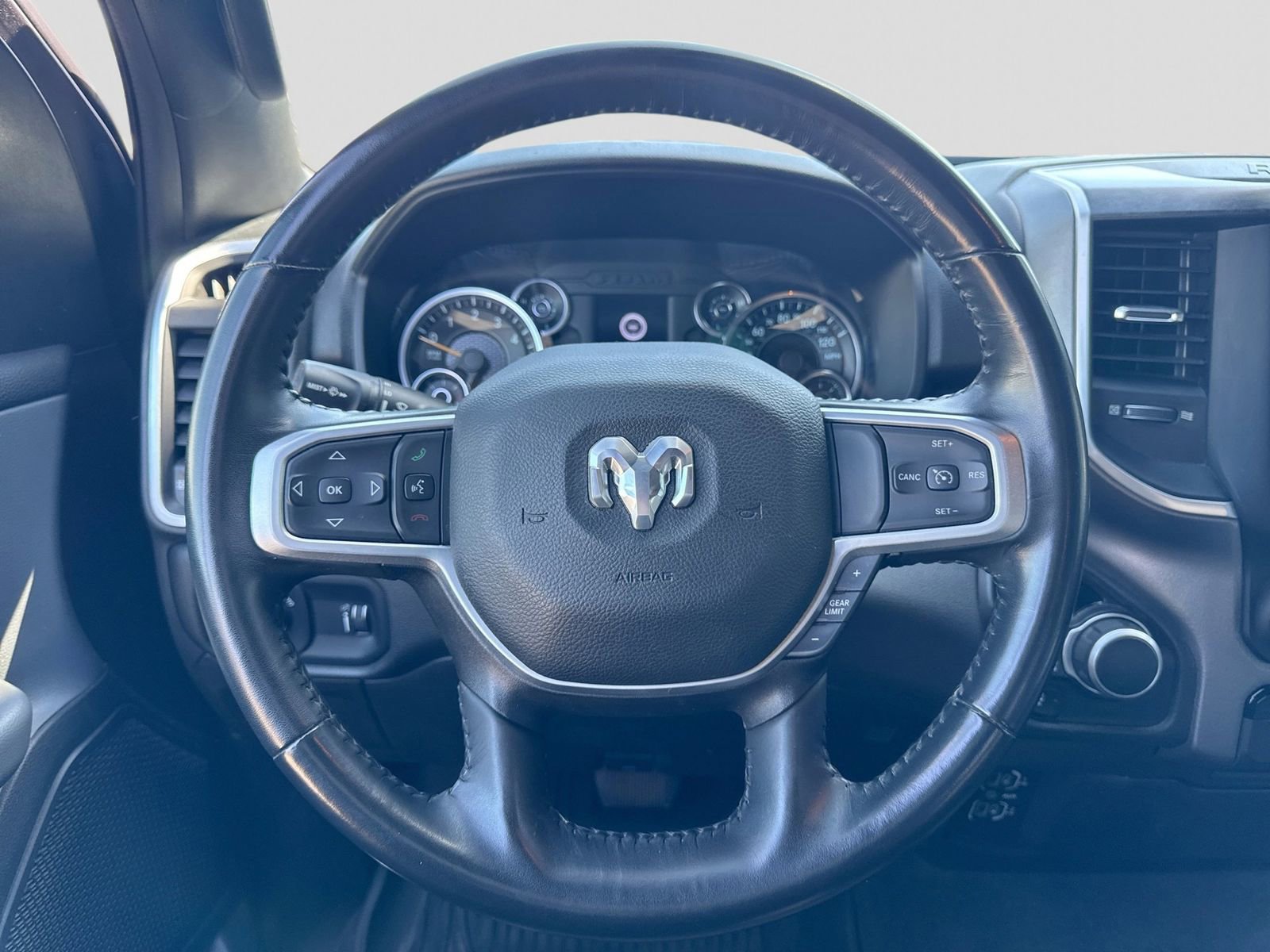 Used 2022 RAM 1500 Big Horn AWD/4WD image 24