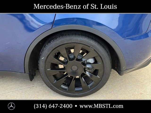 Used 2021 Tesla Model Y Long Range image 11