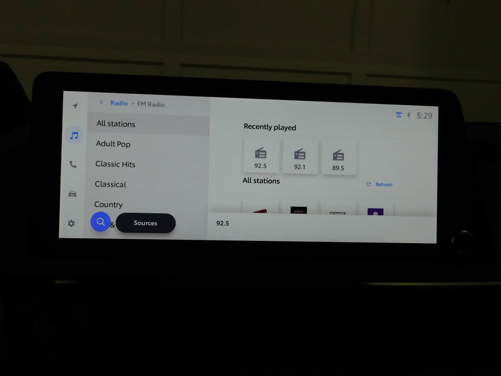 Used 2024 Toyota Prius XLE image 58