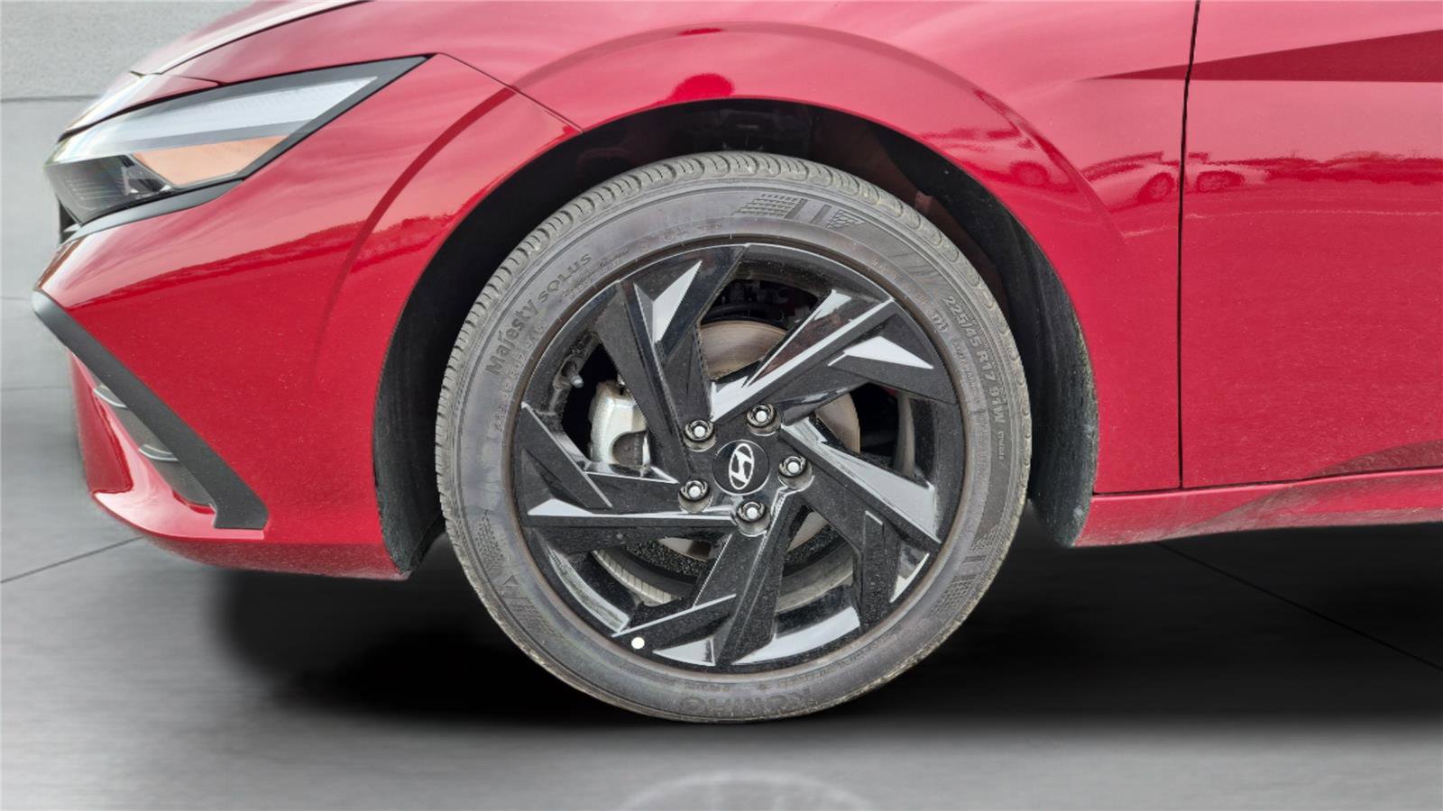 Used 2026 Hyundai Elantra Sport FWD image 22