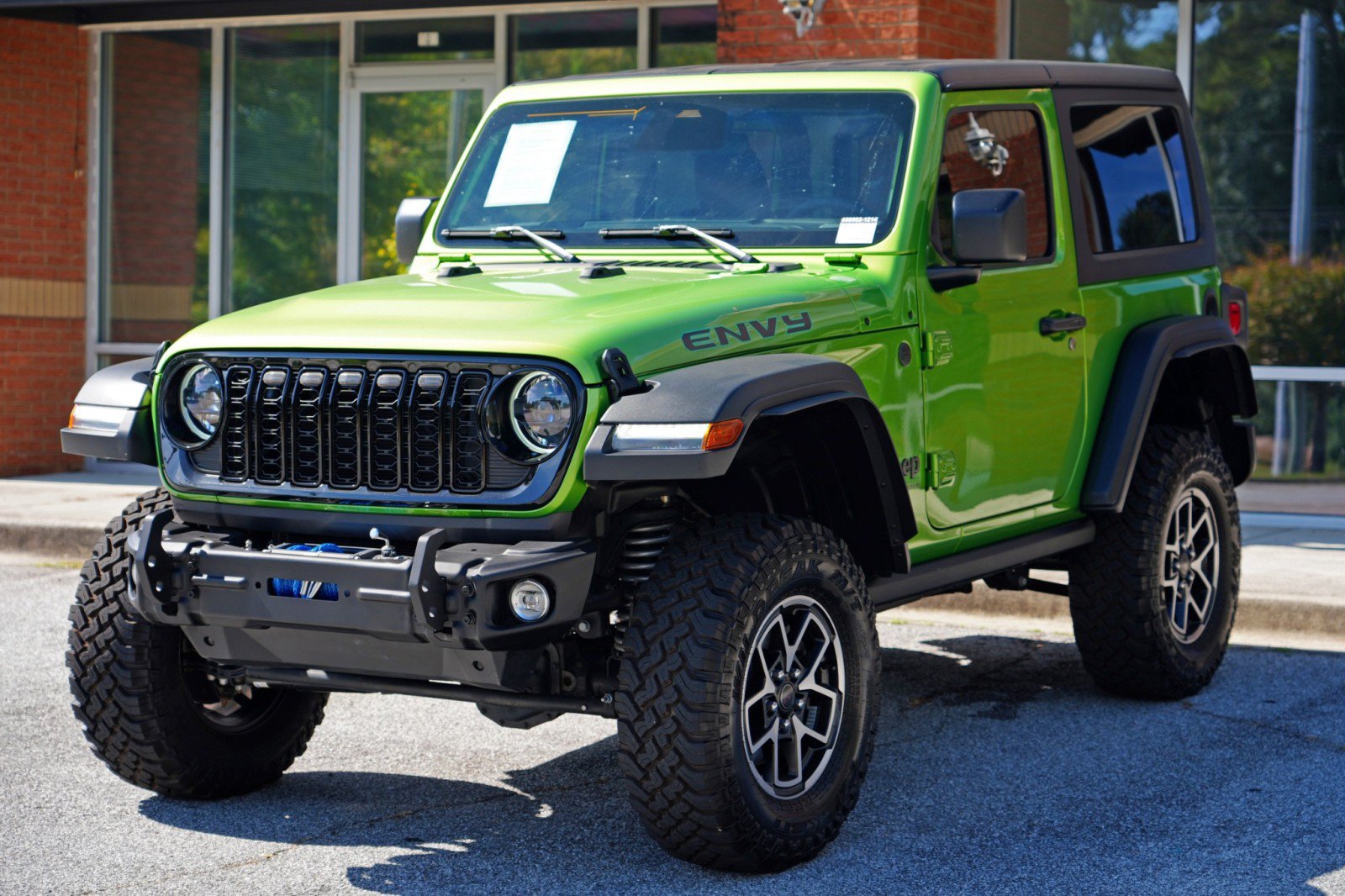 Used 2025 Jeep Wrangler Sport AWD/4WD image 49