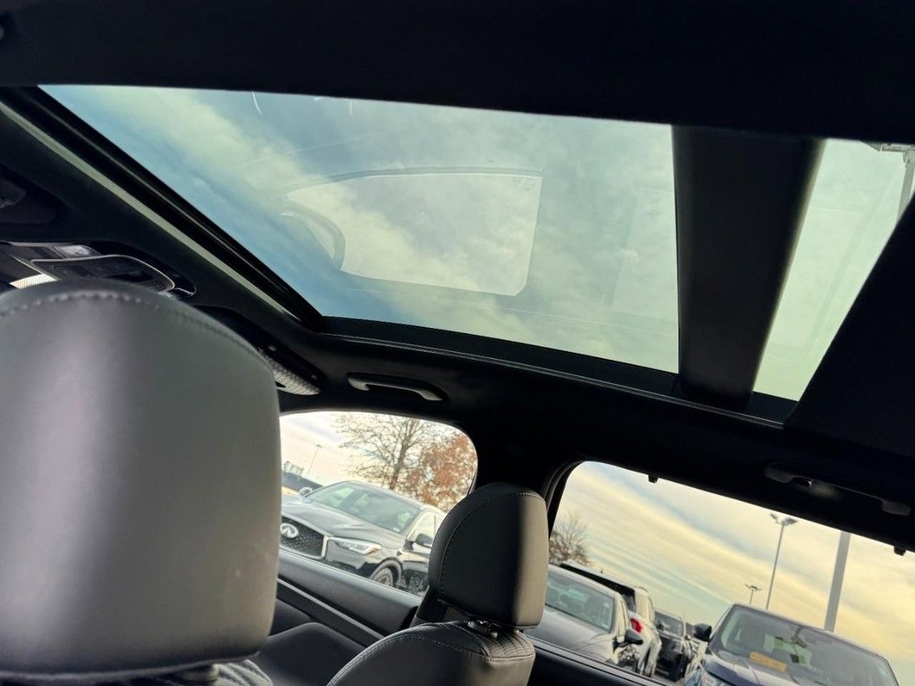 Certified 2023 Hyundai Santa Fe Calligraphy image 11