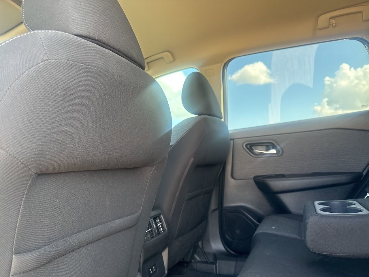 Certified 2021 Nissan Rogue SV image 39