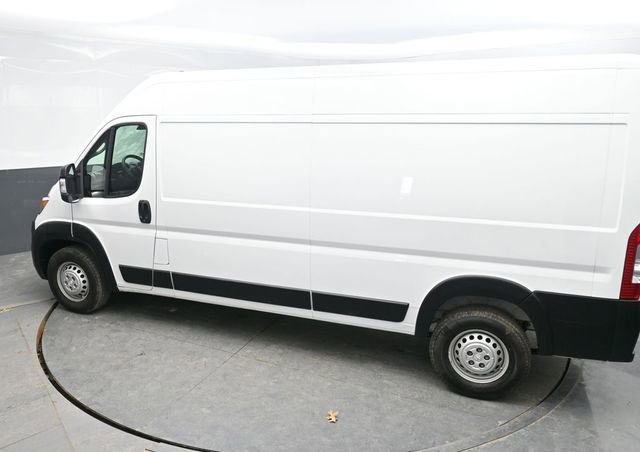 Used 2025 RAM ProMaster 2500 w/ Convenience Group image 24
