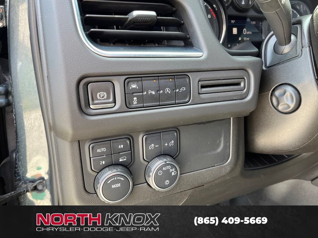 Used 2021 Chevrolet Suburban RST w/ Luxury Package AWD/4WD image 7