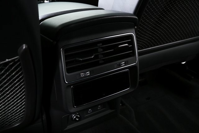 Used 2024 Audi SQ8 Prestige image 22