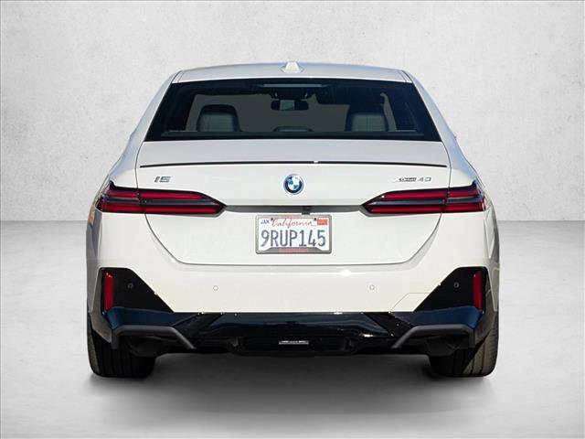 Certified 2025 BMW i5 xDrive40 w/ M Sport Package image 7