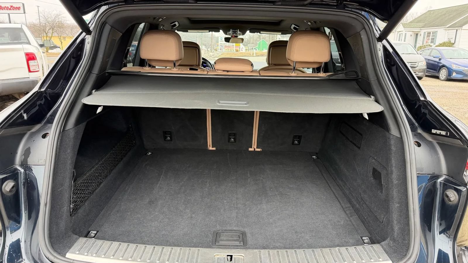 Used 2019 Porsche Cayenne S w/ Premium Plus Package AWD/4WD image 12