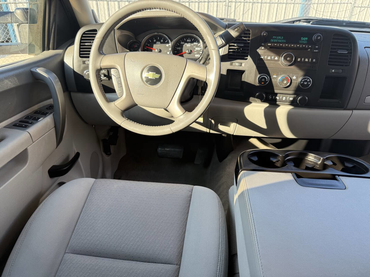 Used 2013 Chevrolet Silverado 3500 LT w/ Convenience Package image 25