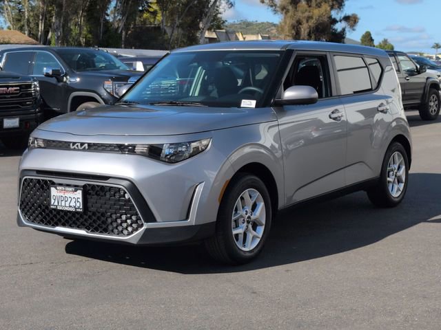 Certified 2025 Kia Soul S FWD image 7