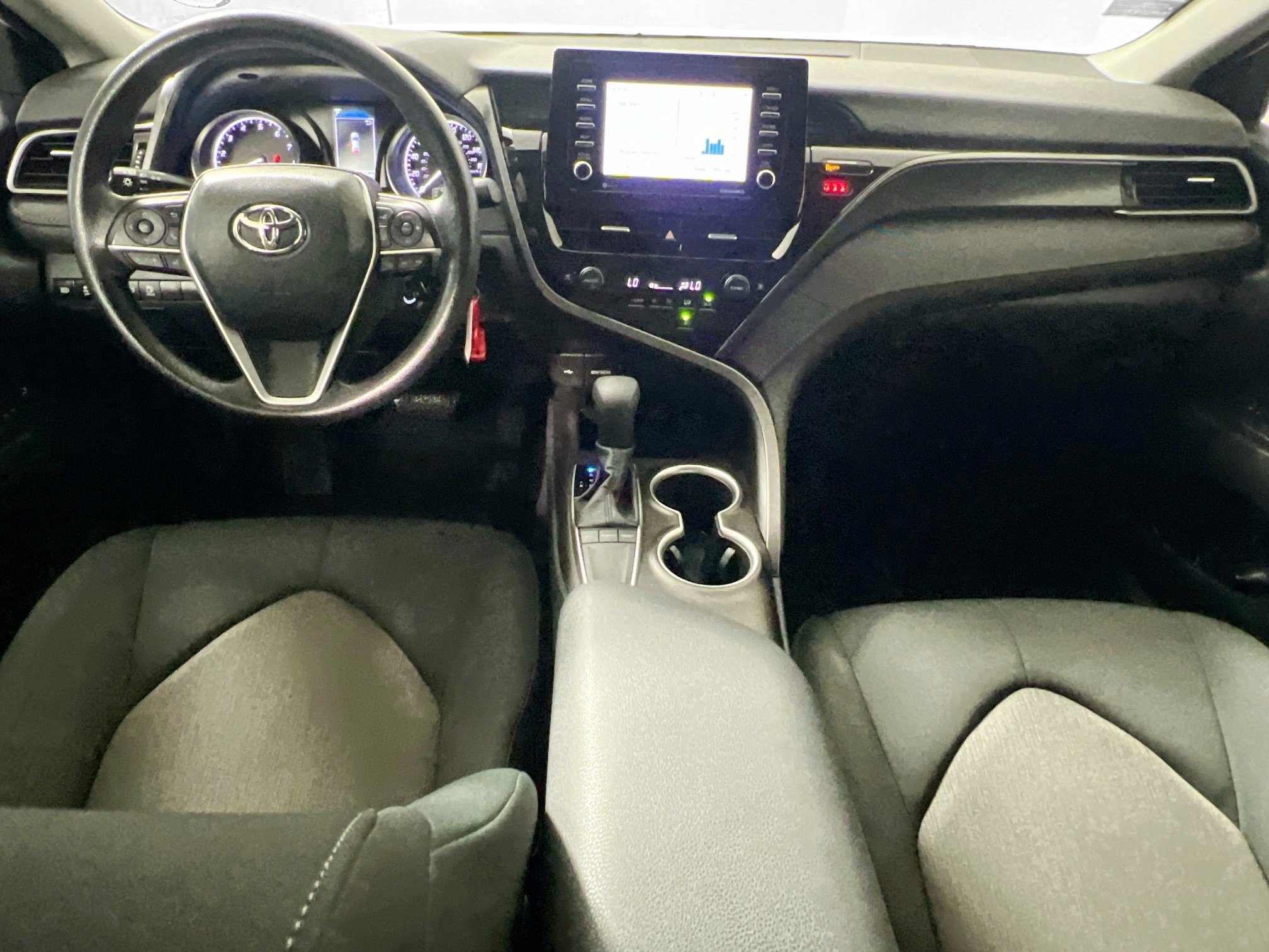 Used 2023 Toyota Camry LE image 29