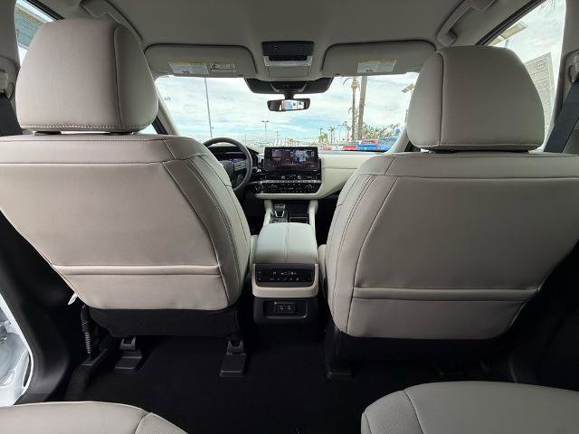 New 2026 Nissan Pathfinder SL image 13