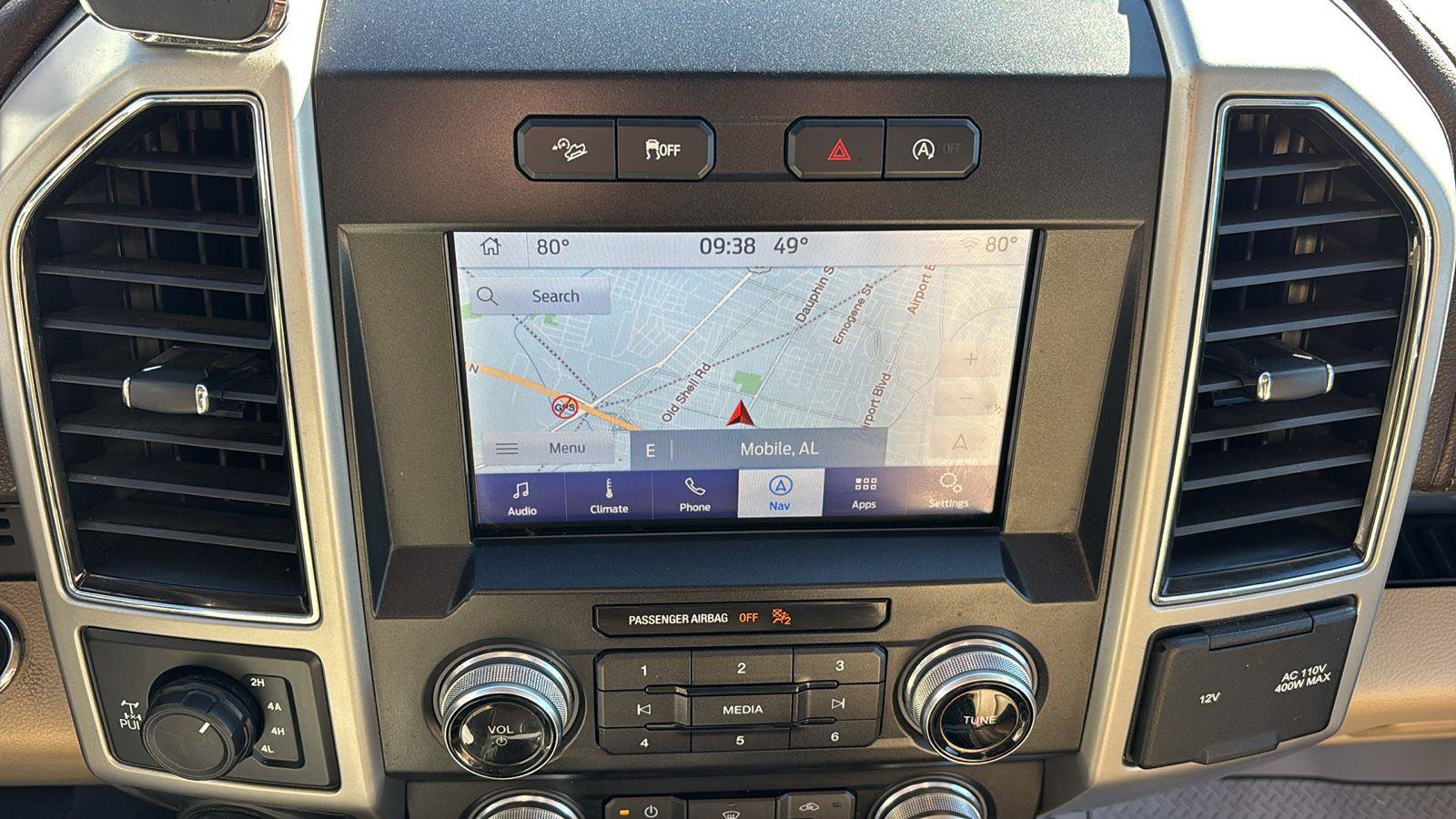 Used 2019 Ford F150 Lariat w/ Equipment Group 502A Luxury image 28