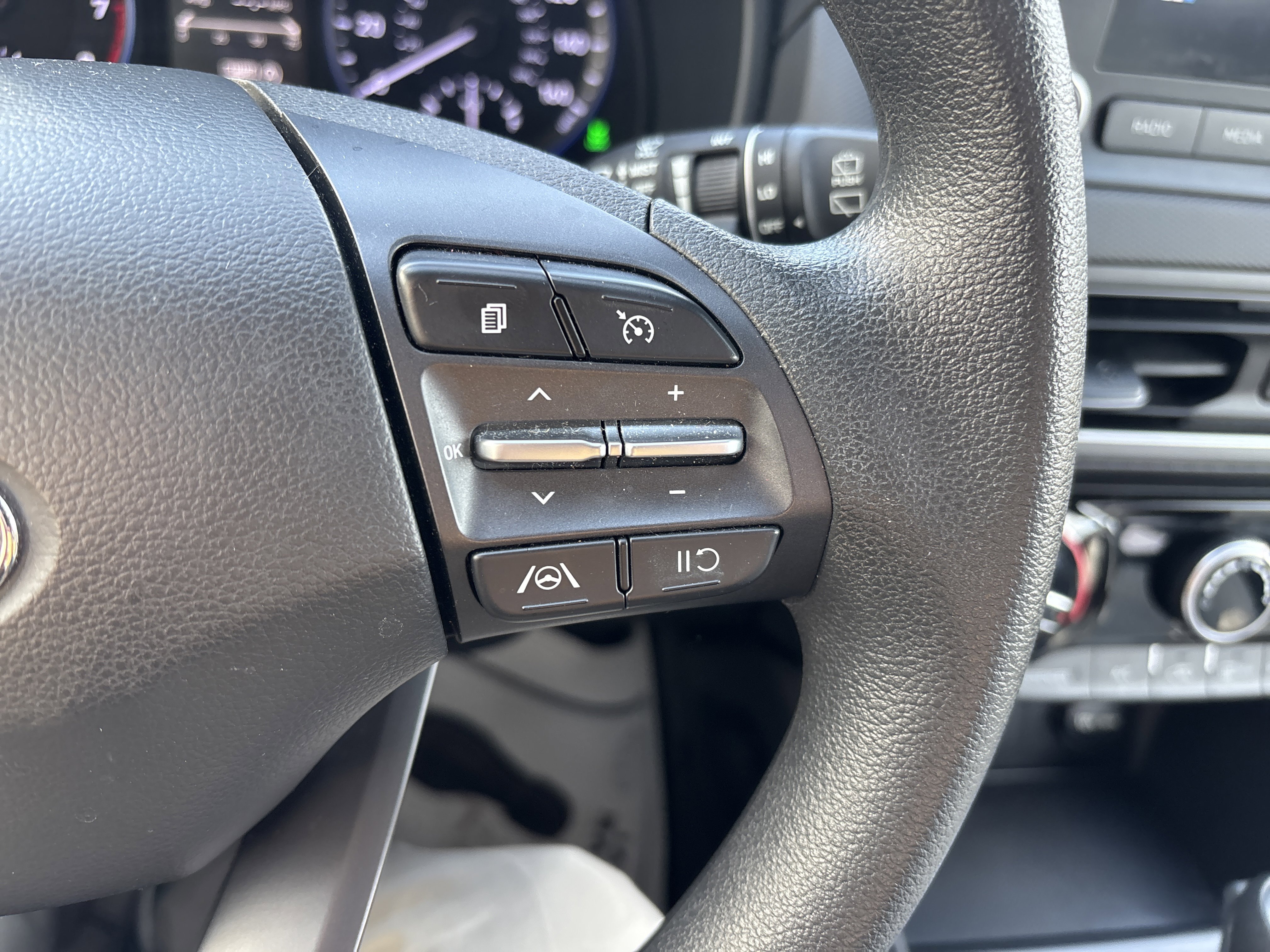 Used 2023 Hyundai Kona SEL image 19