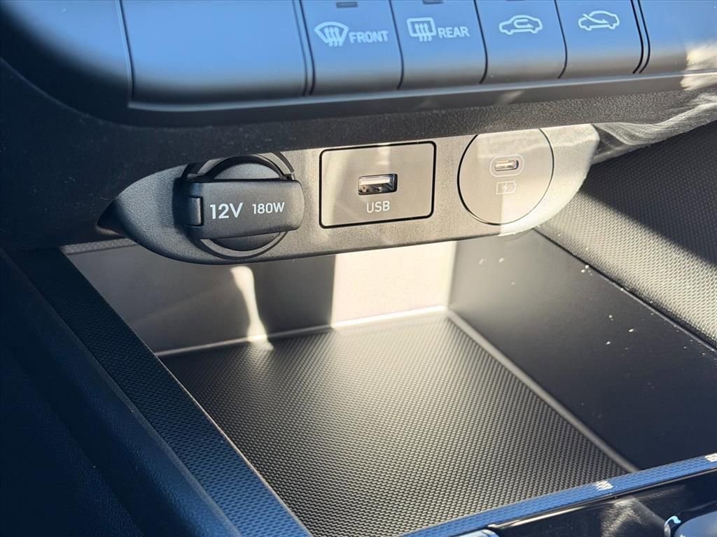 New 2026 Hyundai Elantra Blue image 20
