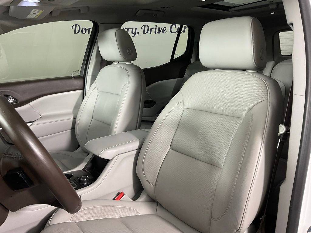 Used 2017 GMC Acadia SLT w/ LPO, Cargo Package image 14