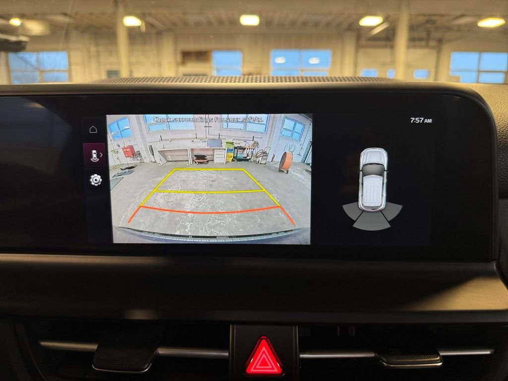 Certified 2025 Kia Seltos EX image 18