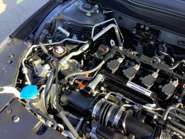 Used 2018 Honda Accord LX image 16