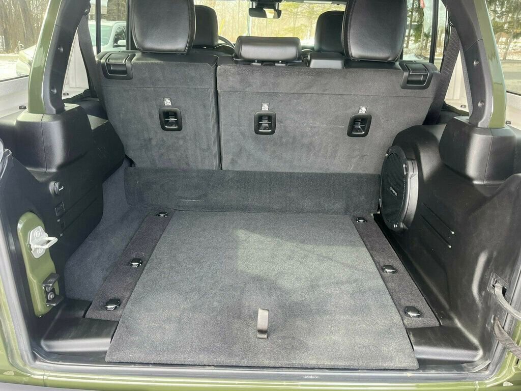 Used 2024 Jeep Wrangler Unlimited Sahara w/ Dual Top Group image 45