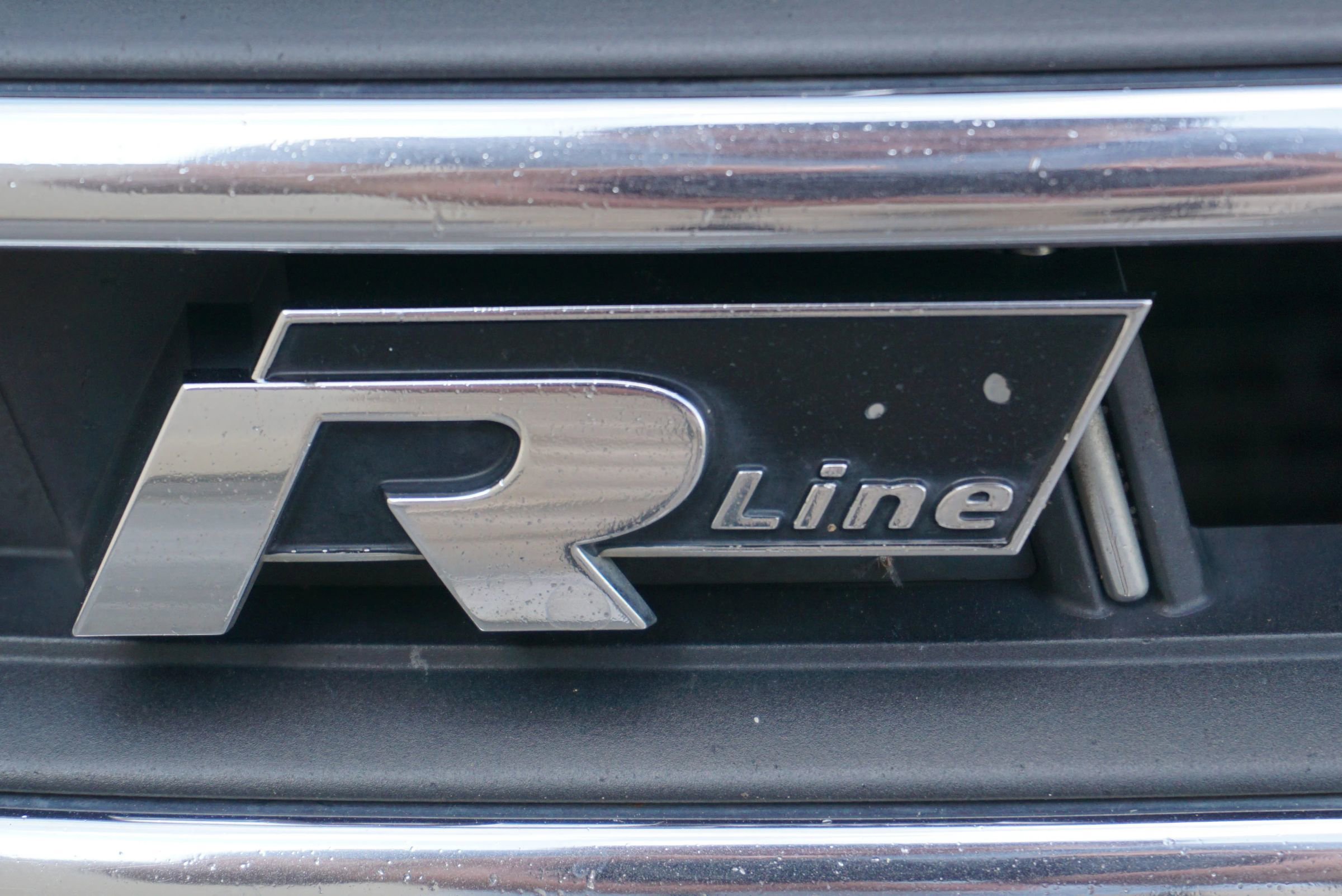 Used 2020 Volkswagen Passat 2.0T R-Line image 9