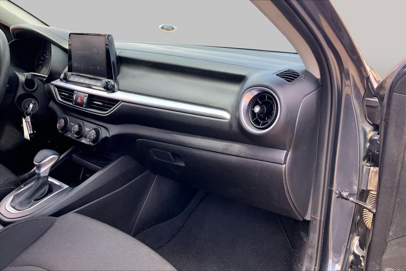 Certified 2023 Kia Forte LXS w/ LXS Technology Package FWD image 19