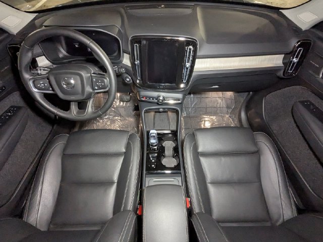New 2025 Volvo XC40 B5 Ultra w/ Climate Package AWD/4WD image 27