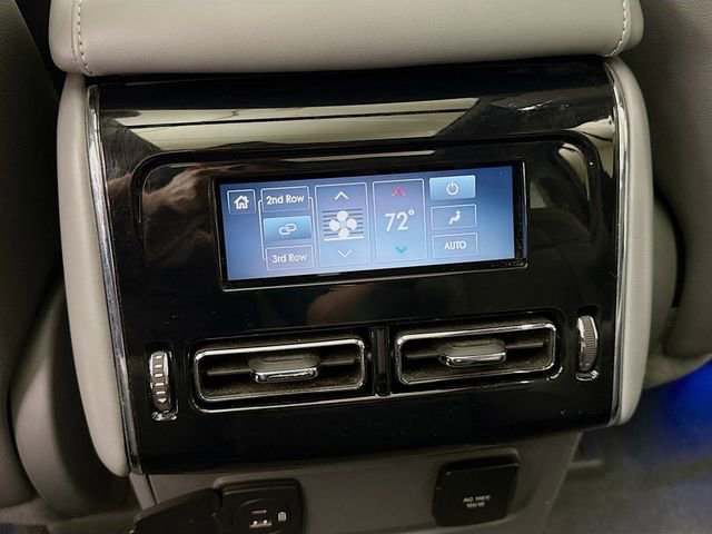 Used 2020 Lincoln Aviator Reserve w/ Equipment Group 202A image 29